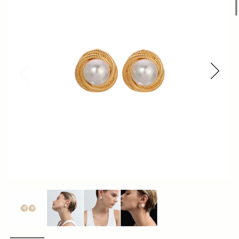 Heaven Mayhem Gigi Gold Pearl Earrings